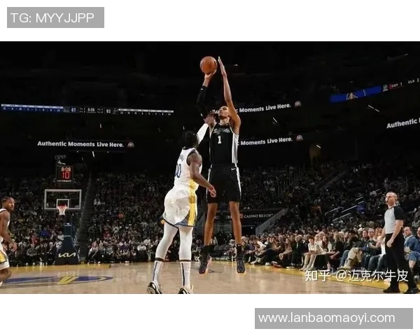 勇士与马刺G3对决精彩回顾双方球员表现与战术分析